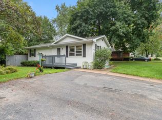 4126 Finch Ln, Delavan, WI 53115