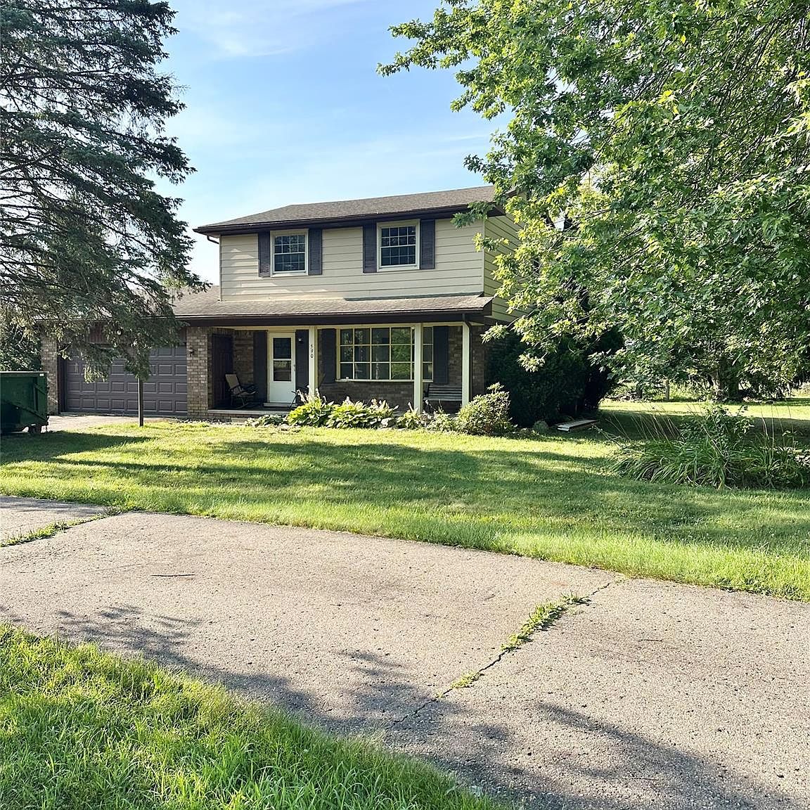 590 E Borland Rd, Imlay City, MI 48444