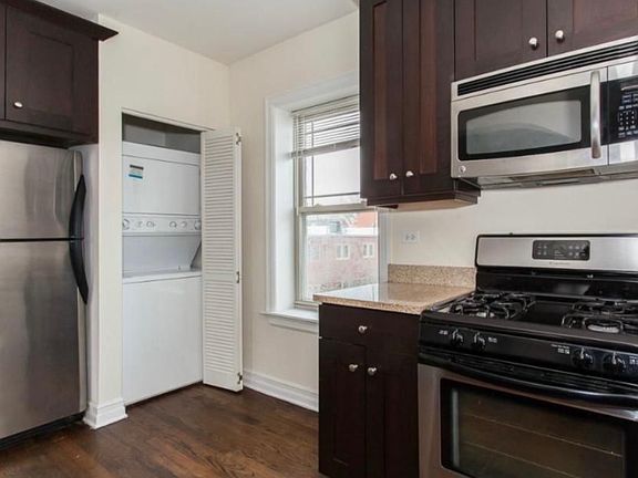 5th image of 3818 N Sheffield Ave #Nqgkh84qt