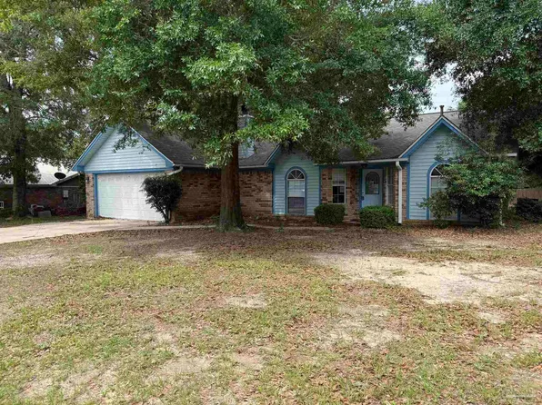 4815 Autumn Dr, Pace, FL 32571