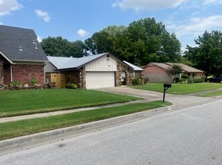 7367 S 74th Ave E, Tulsa, OK 74133