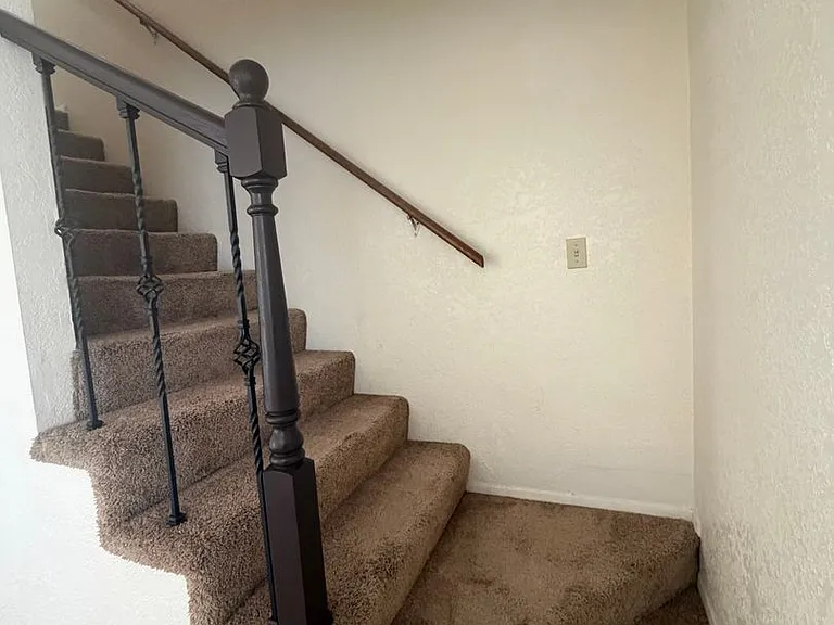 1228 S Juniper St — Photo 25