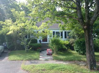19 Blueview Cir, West Roxbury, MA 02132