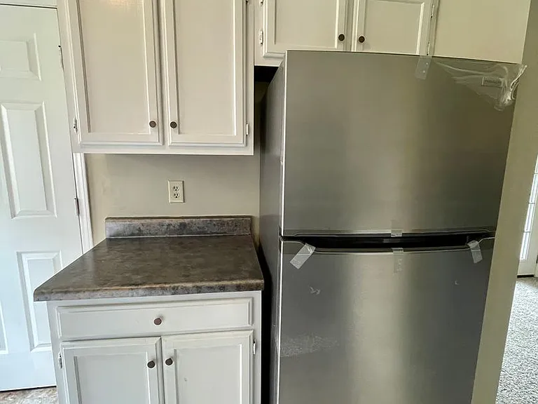 404 Whispering Hills Dr — Photo 4