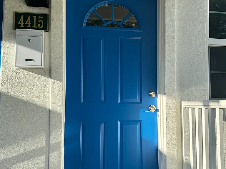 4415 V St — Photo 3