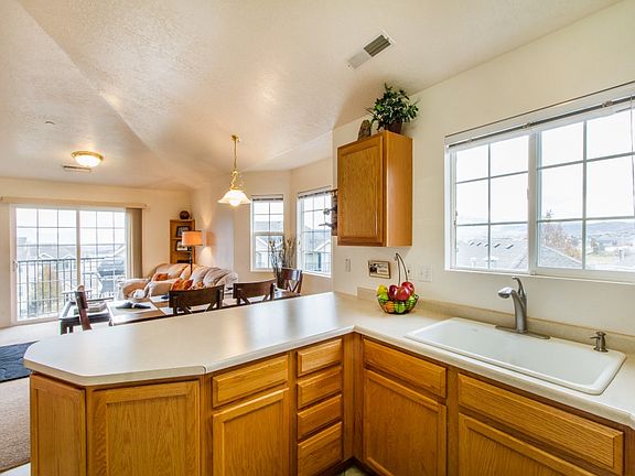 5th image of 2128 N Morning Star Dr Unit 9