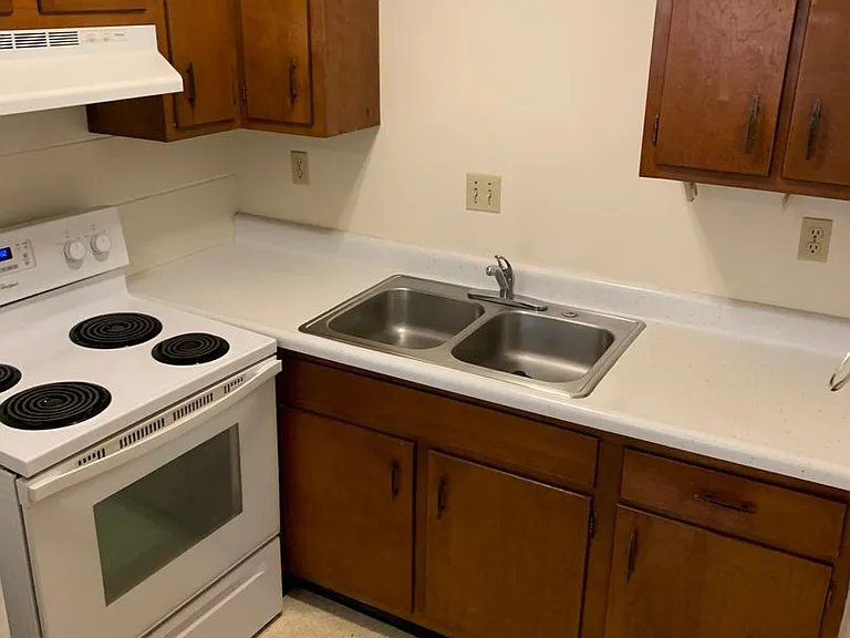 326 W Kenwood Dr #8 — Photo 10