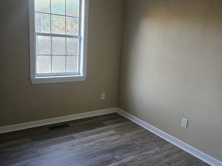 228 Brackett Ridge Rd #G — Photo 5