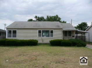 23 W 25th Ave, Hutchinson, KS 67502