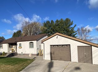 223 E 14th Ave, Sault Sainte Marie, MI 49783