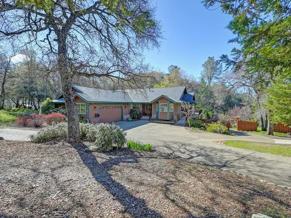 2102 American River Trl, Cool, CA 95614