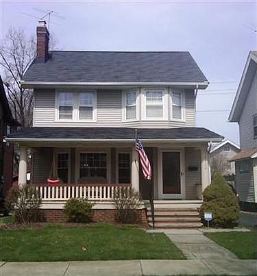 1st image of 17710 Franklin Ave