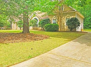 137 Oakwood Trl, McDonough, GA 30252