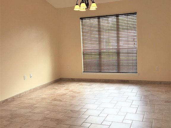 4th image of 4759 Connor Dr
