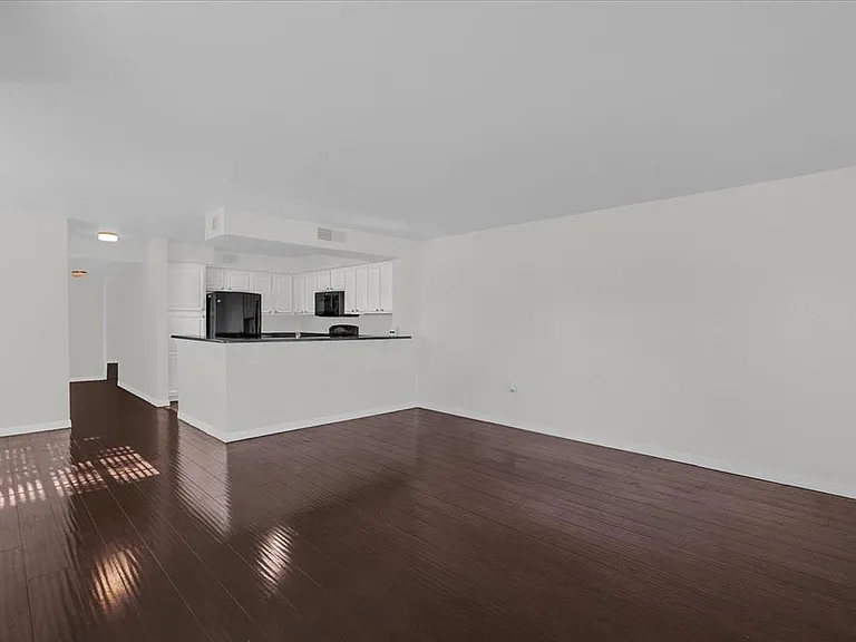 13953 Fairway Island Dr #618 — Photo 6