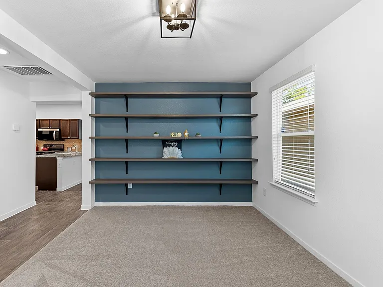 19304 Great Falls Dr — Photo 10