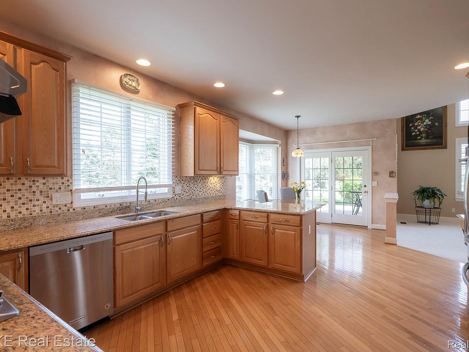 15396 Bay Hill Dr, photo 27