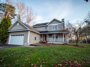 14 Summit Dr, Peru, NY 12972