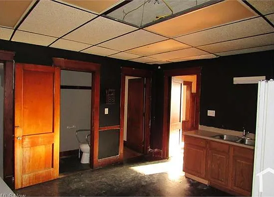 6 bed, 3000 sqft, $2,600 — Photo 4