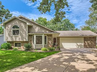 12352 Ivywood St NW, Coon Rapids, MN 55433