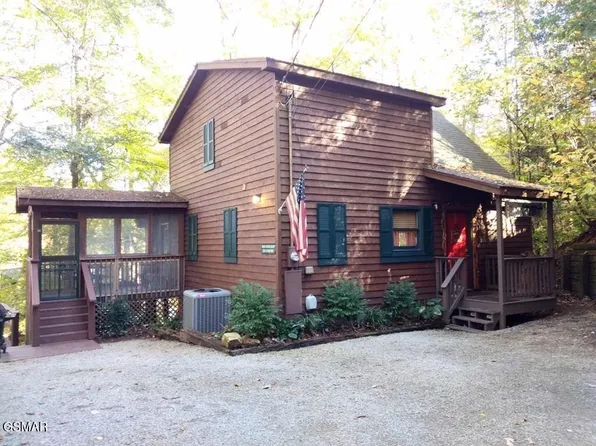 2120 Jeans Way, Sevierville, TN 37876