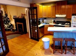 2964 N Maryland Ave #B, Milwaukee, WI 53211