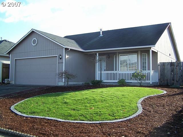 1st image of 13305 NE 91st St