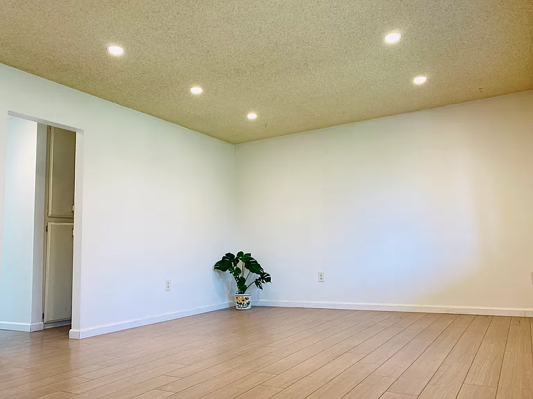16721 Tunstall Ln #3 — Photo 11
