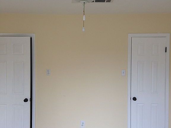 3rd image of 4600 Laurel St #B2