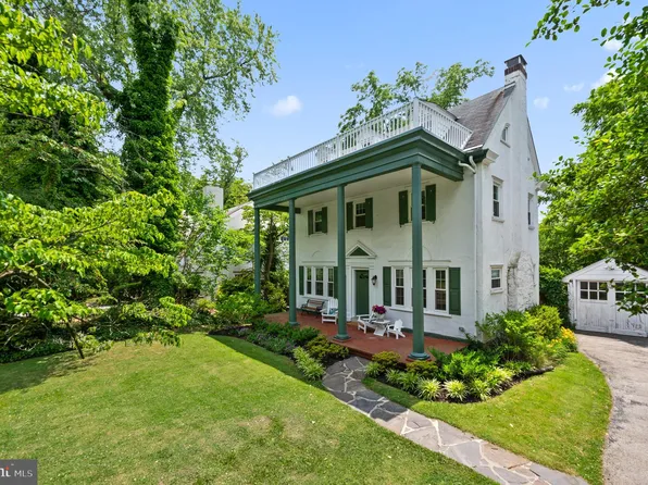 62 W Lodges Ln, Bala Cynwyd, PA 19004