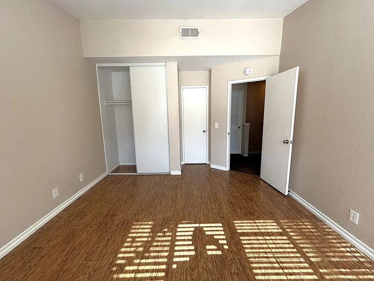 8167 Vineyard Ave #2 — Photo 15