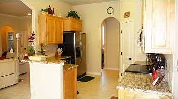 3rd image of 626 Oak Hollow Dr