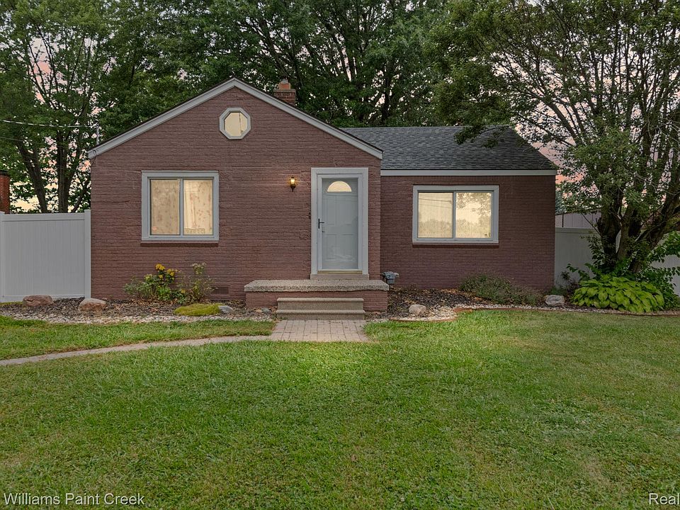 1st image of 34835 Koch Ave