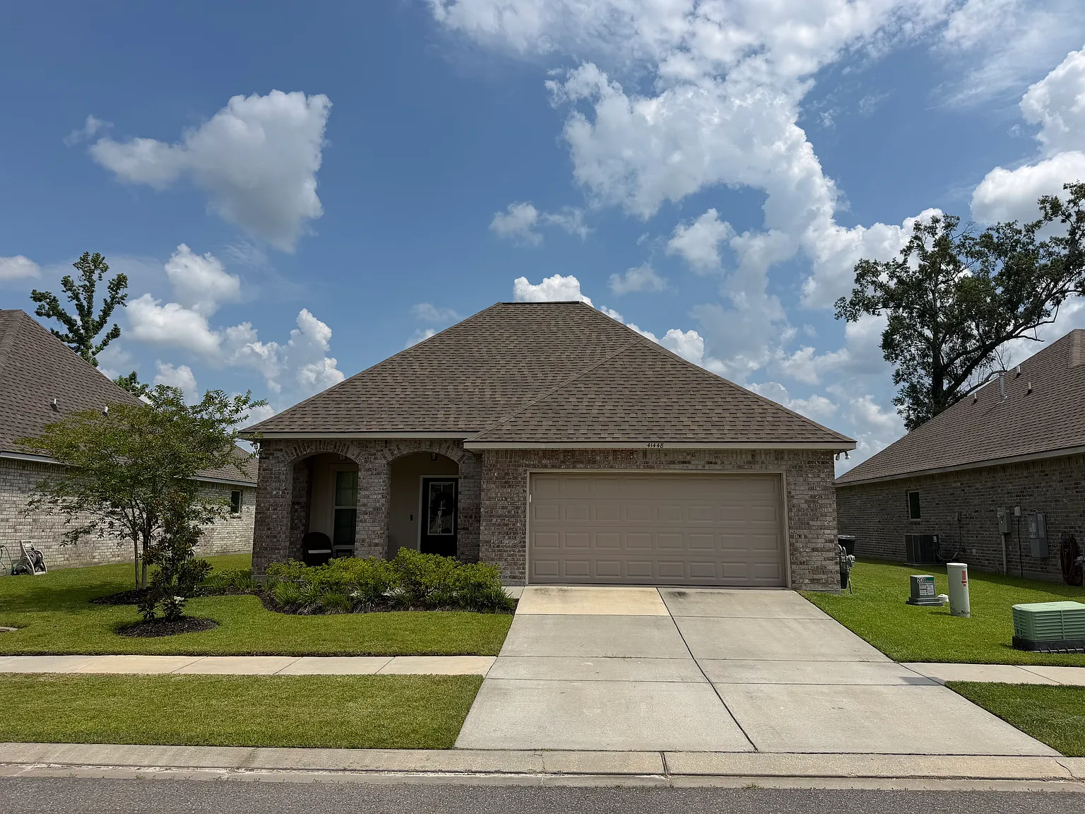 3 bed, $2,200 — Photo 1