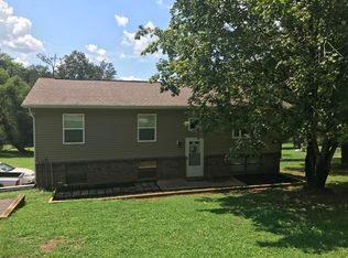 3427 Ralph Phelps Rd, Louisville, TN 37777