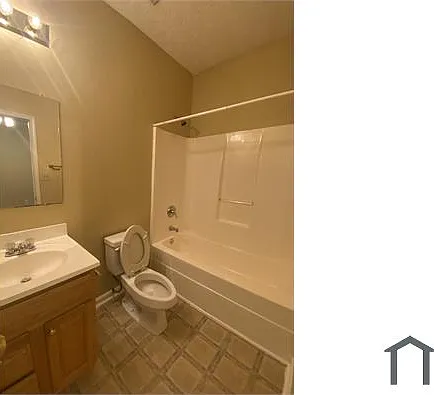 1046 White Oak Ave SW #A — Photo 22