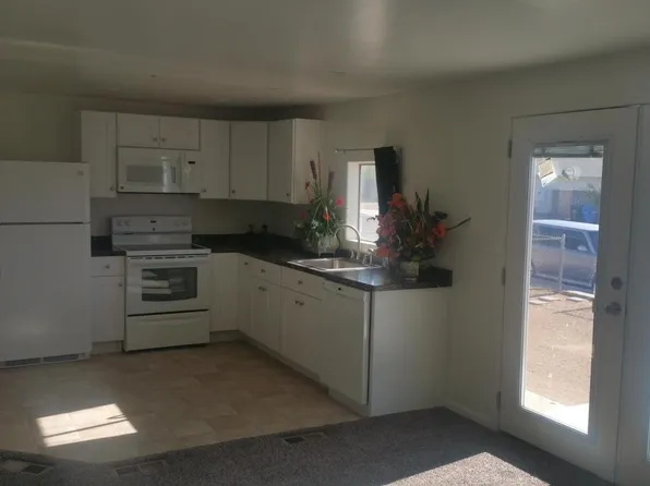 2848 W Foothill Dr, Phoenix, AZ 85027