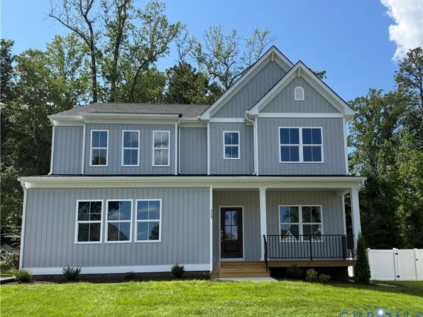 4248 Poplar Village Dr, Chester, VA 23831
