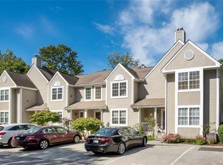 7 Stone Creek Ln, Briarcliff Manor, NY 10510