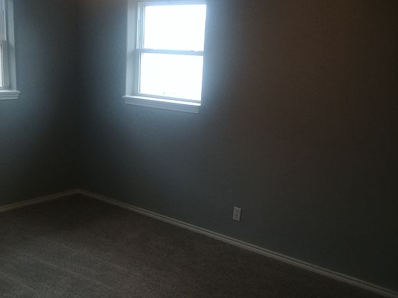 3rd image of 4006 Monty Dr