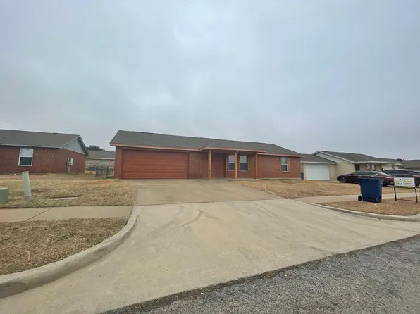 319 Kathy Ln, Granbury, TX 76048