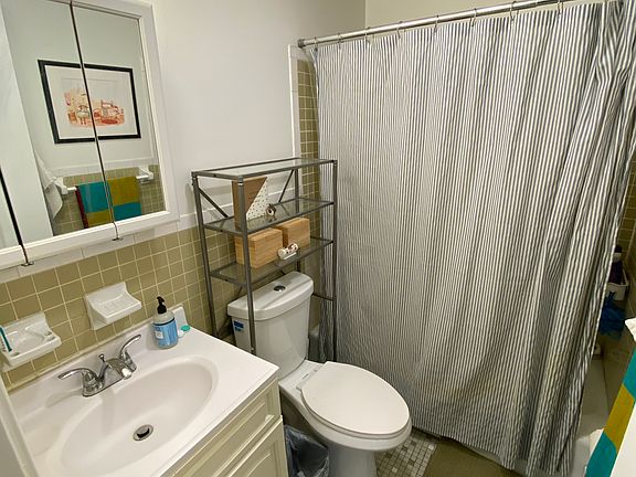 5th image of 125 Court St #3A