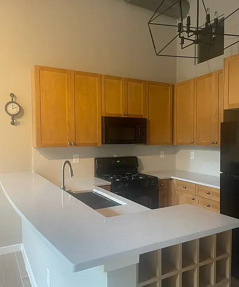 400 Mills Ave #107 — Photo 11