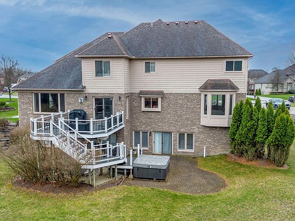 5th image of 3772 Fawn Dr