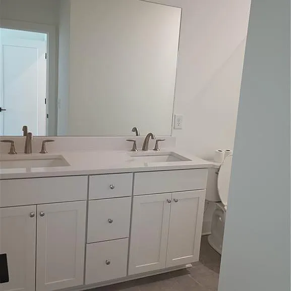 733 Eloise Way SE #B — Photo 5