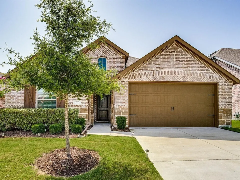 1532 Calcot Ln