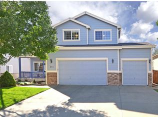 541 Saint Andrews Dr, Longmont, CO 80504