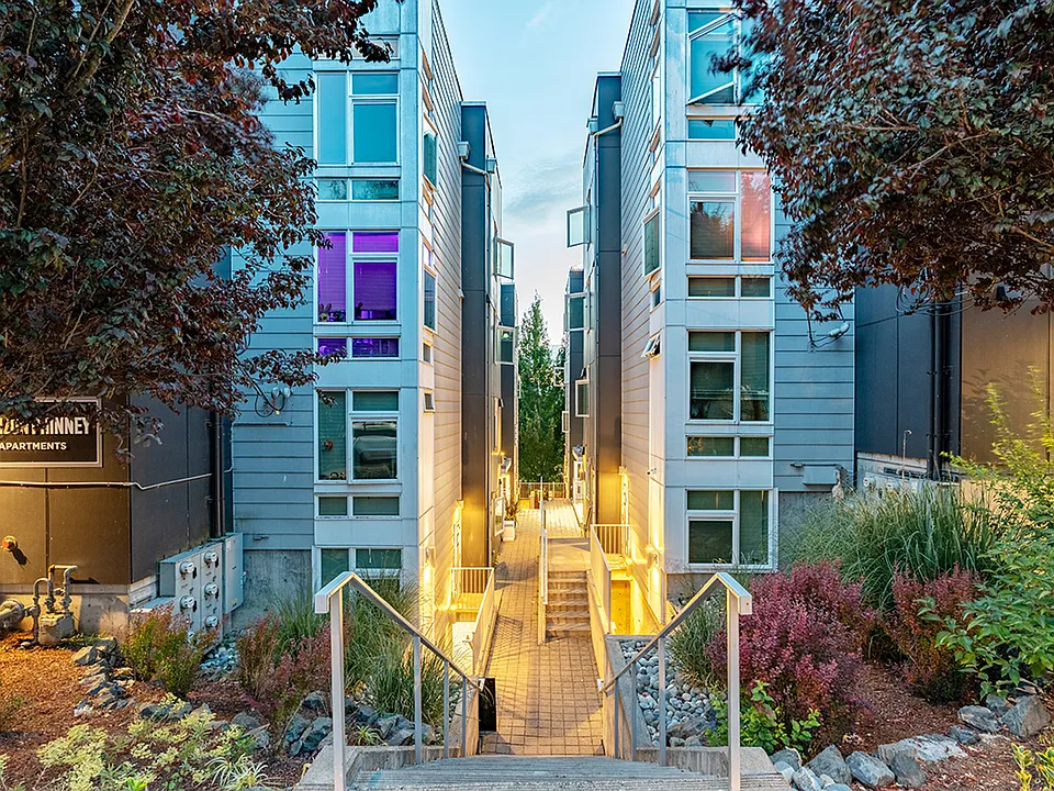 Discover Horizon Phinney!
