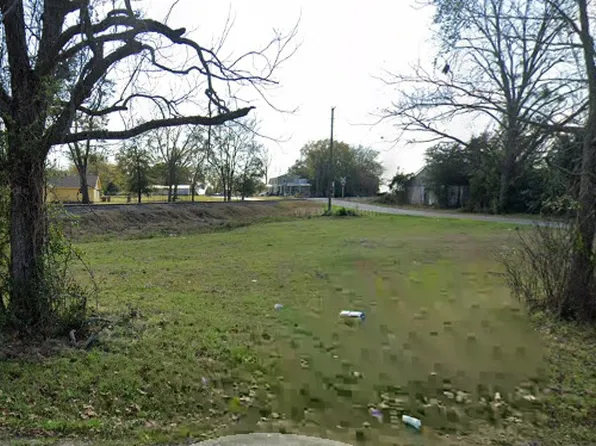 401 E Cypress St, Fitzgerald, GA 31750