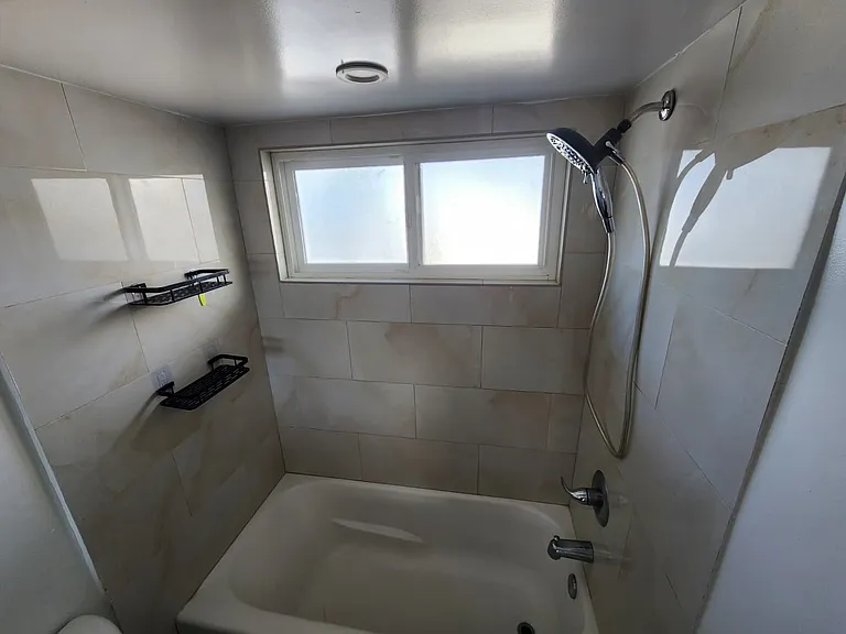1745 Maple Ave #79 — Photo 20